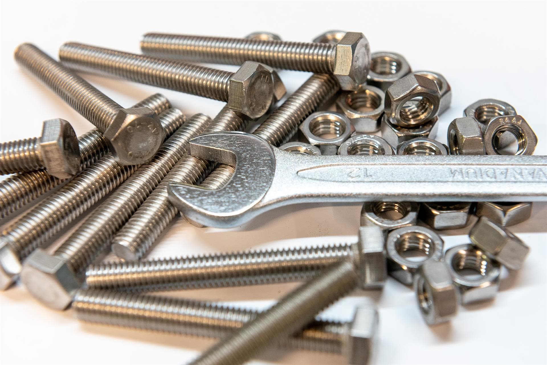 Descubra todo lo que podemos ofrecerle en nuestra ferretería en Pontevedra